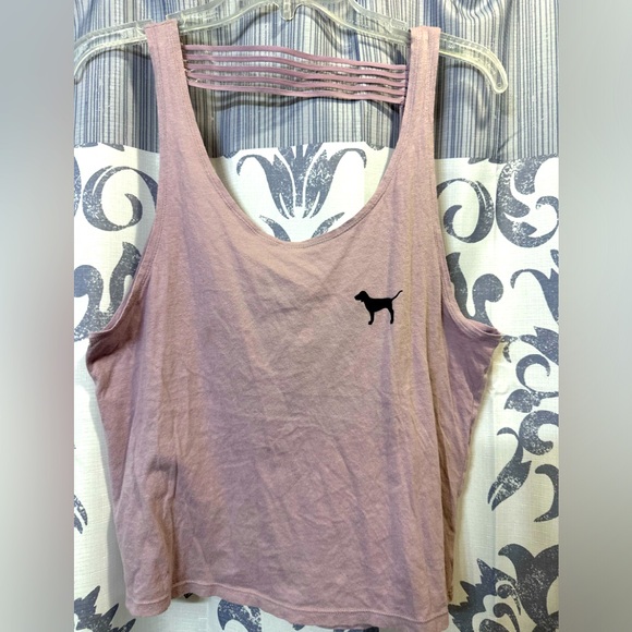 PINK Victoria's Secret Tops - EUC PINK by Victoria's Secret Work out Crop Top‎ Size S